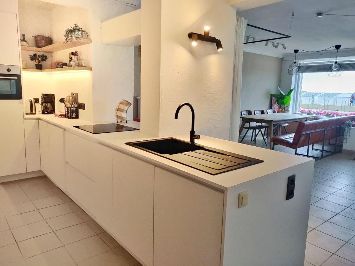 Seaview Eclectic Suite Ostende Exterior foto